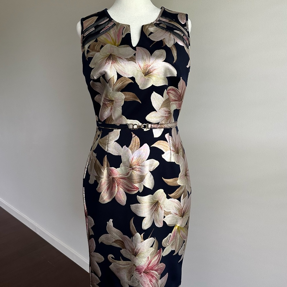 Alexa B Nites Navy Floral Sheath Dress Cutout Detail - Size 8